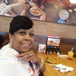 Wanda Anderson Photo 17