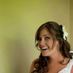 Amy Robinson Photo 13