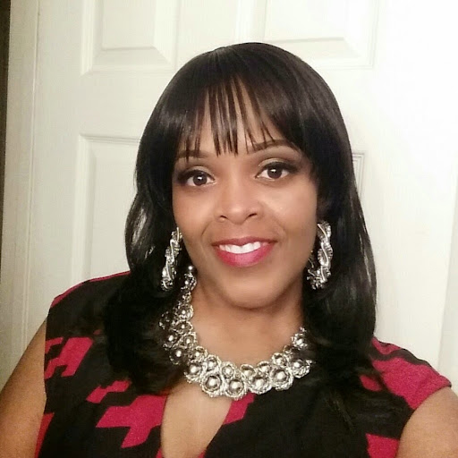 Stephanie Hendrix Photo 34