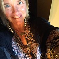 Vicki Clark Photo 34