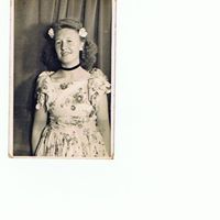 Vicki Scott Photo 15