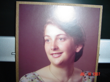 Elizabeth Hendricks Photo 4