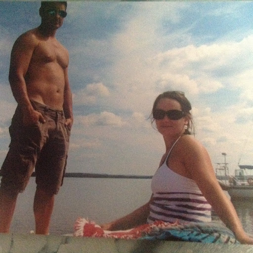 Julia Chisholm Photo 18