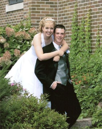 Amanda Anderson Photo 51