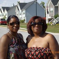 Stephanie Simms Photo 33