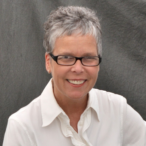 Kate Moore Photo 29