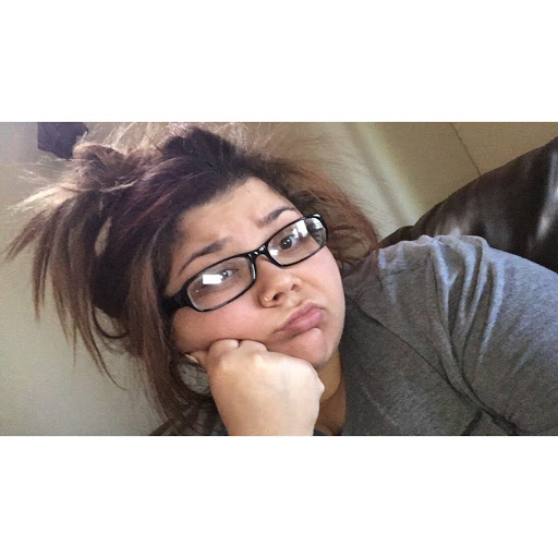 Ashley Robles Photo 21