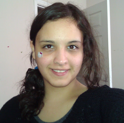 Angela Garza Photo 13