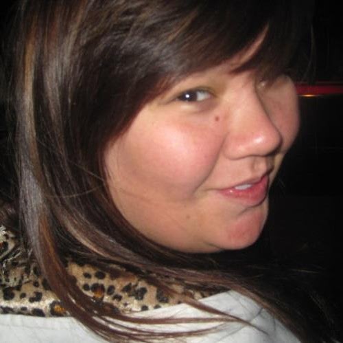 Amanda Trott Photo 28