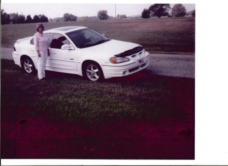 Bobbie Graves Photo 22
