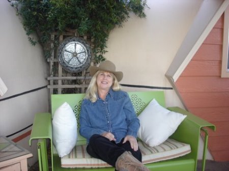 Janet Sawyer Photo 13