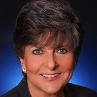 Janet Fields Photo 18
