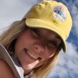 Rachel Johnson Photo 17