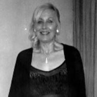 Tracey Gallagher Photo 13