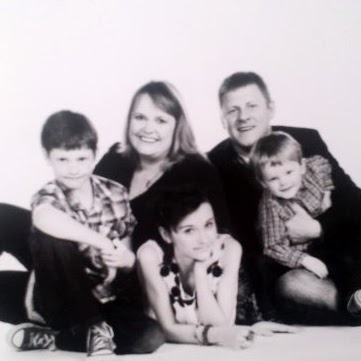 Alison Evans Photo 9