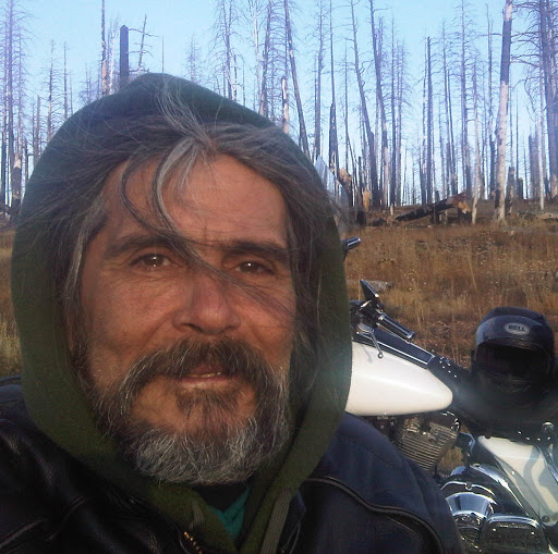 Michael Skaggs Photo 20