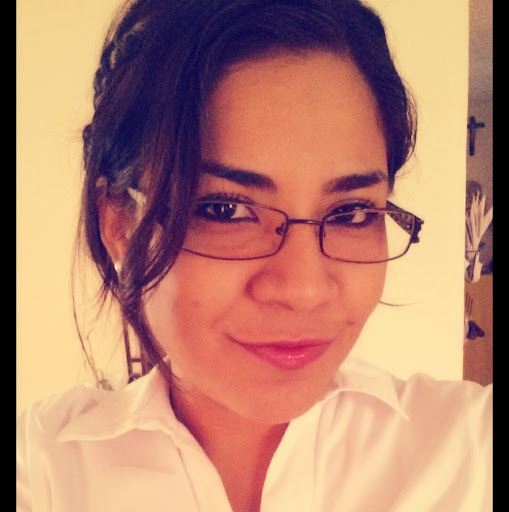 Cynthia Garcia Photo 23