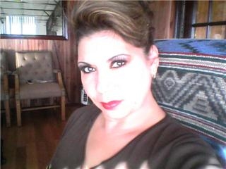 Debbie Martinez Photo 13