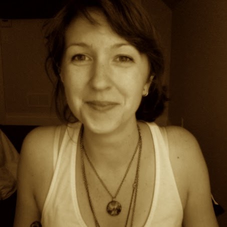 Emily Vaughn Photo 19
