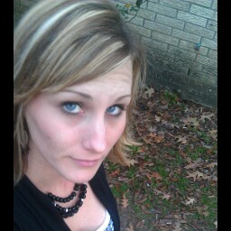 Kristin Miles Photo 12