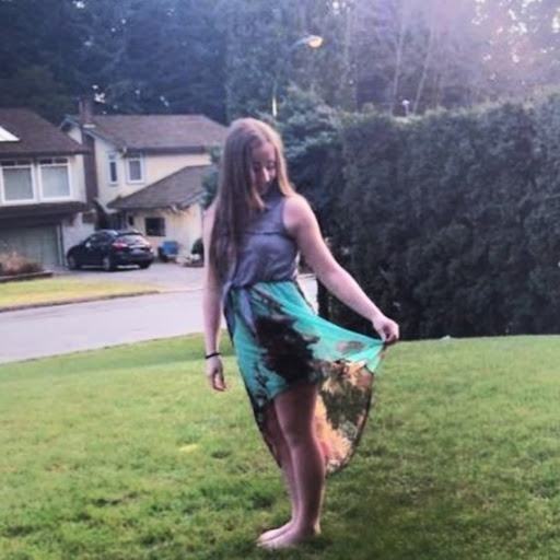 Julia Murphy Photo 27