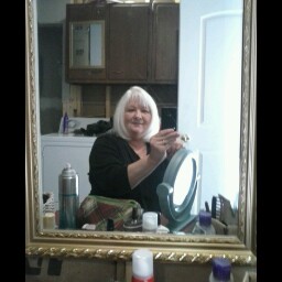 Sandra Reynolds Photo 46