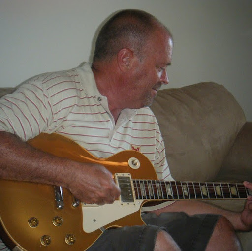 Dan Gustafson Photo 16