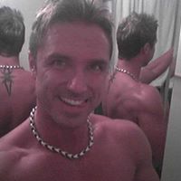 Roberto Iglesias Photo 28