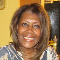 Gail Bennett Photo 36