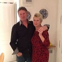 Elizabeth Devine Photo 28