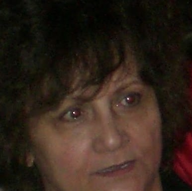 Karen Calvert Photo 31