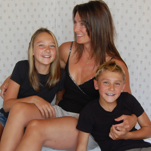 Susan Dickson Photo 16