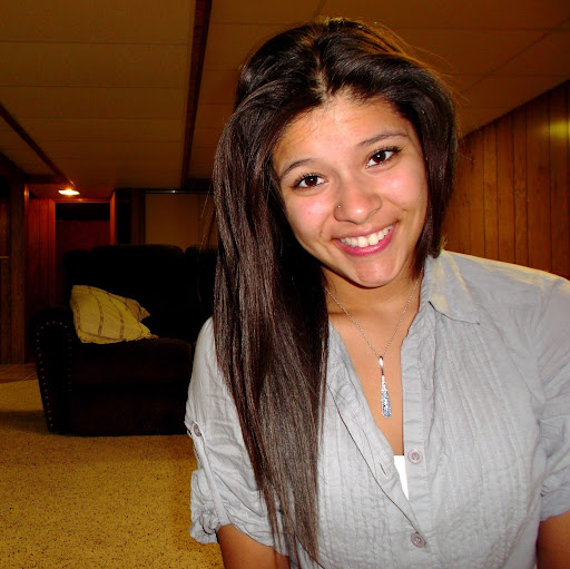 Adriana Alatorre Photo 19