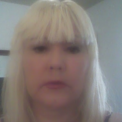 Vicki Minor Photo 29