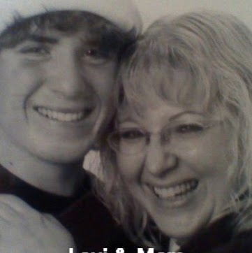 Julie Skinner Photo 20