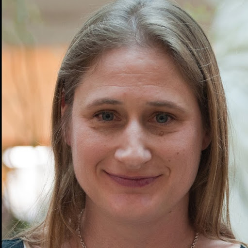 Jennifer Stern Photo 34