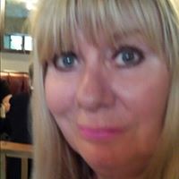 Elizabeth Ayres Photo 15