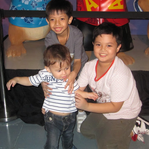 Christine Alcantara Photo 21