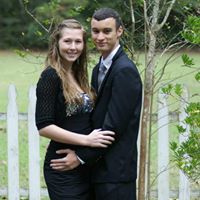 Kaitlin Hopkins Photo 11