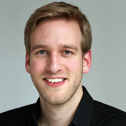 Alexander Backus Photo 8