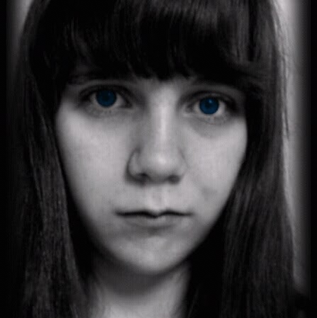 Erin Robbins Photo 44