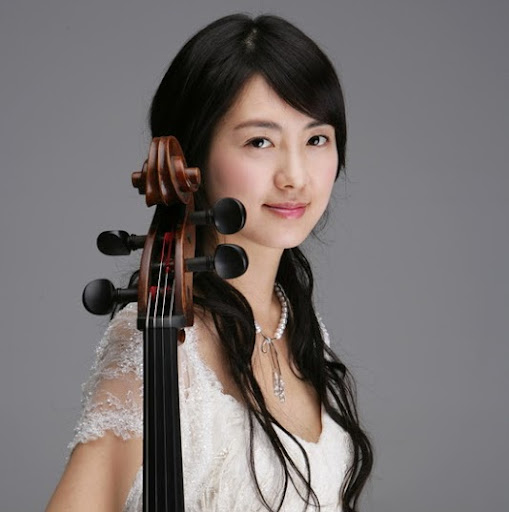 Soo Min Photo 29