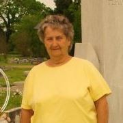 Lucy Meeks Photo 7