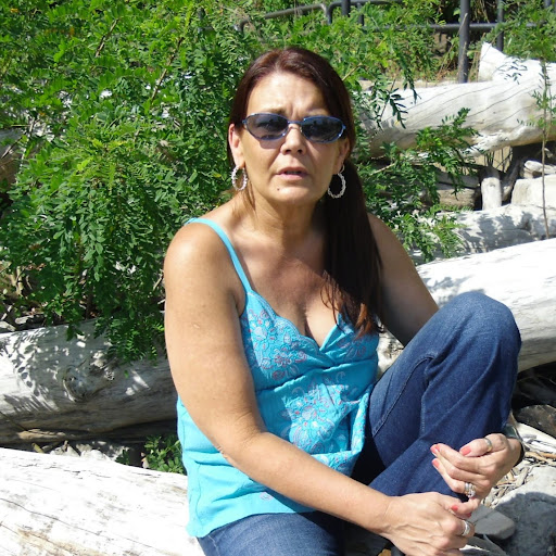 Cindy Harrison Photo 19