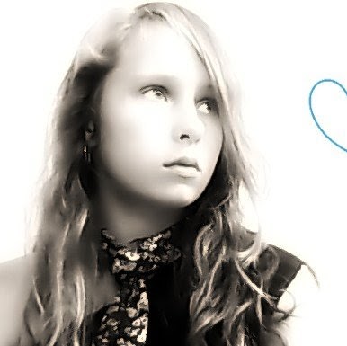 Jessica Storey Photo 10