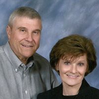 Nancy James Photo 14