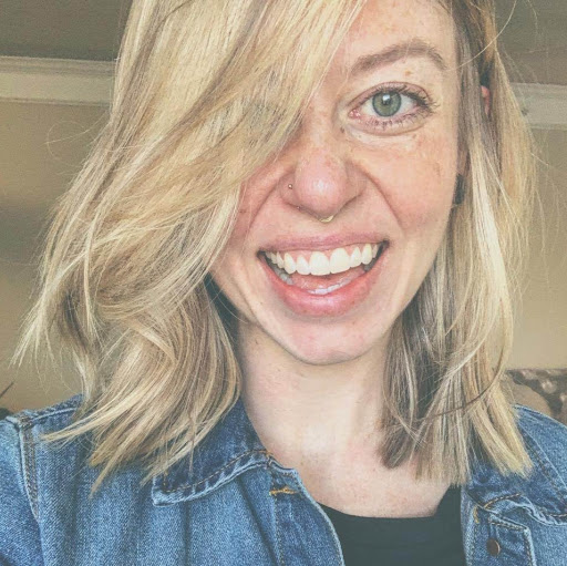 Sarah Edwards Photo 41