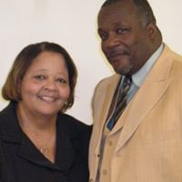 Vivian Phillips Photo 26
