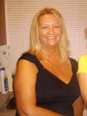 Connie Carter Photo 46