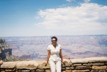 Cynthia Edwards Photo 5